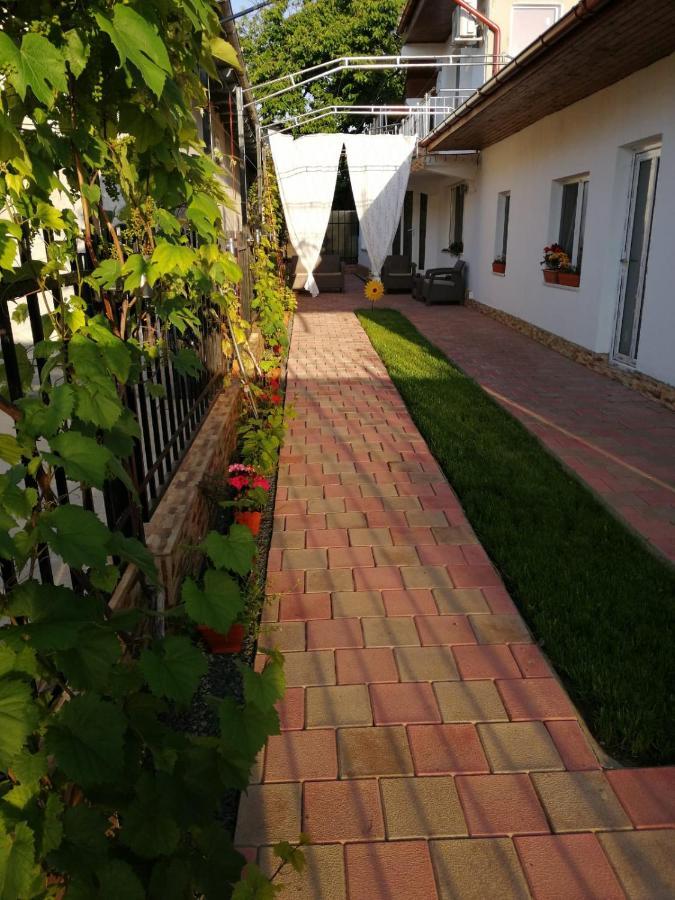 Apartmán Casa Flor Două Mai Exteriér fotografie